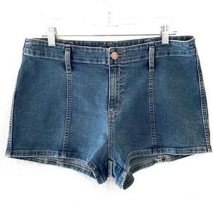 📍 Wild Fable Super High Rise Shorts Size 12